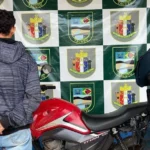 Suspeito de roubo é preso com moto furtada na BR-401