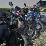 PRF recupera três motocicletas furtadas em Boa Vista escondidas em matagal no Cantá