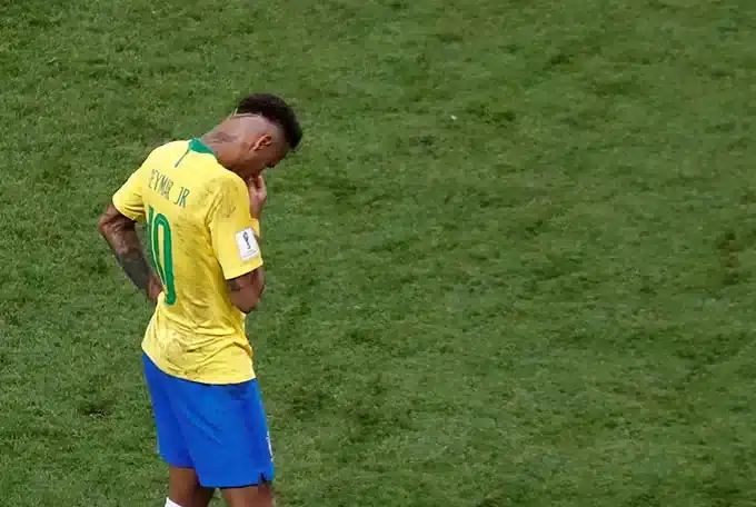Saúde mental ganha protagonismo no futebol após eliminação na Copa do mundo de 2026