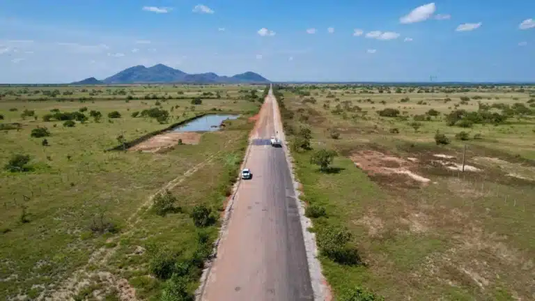 DNIT retoma manutenção da BR-174 entre Amajari e Pacaraima