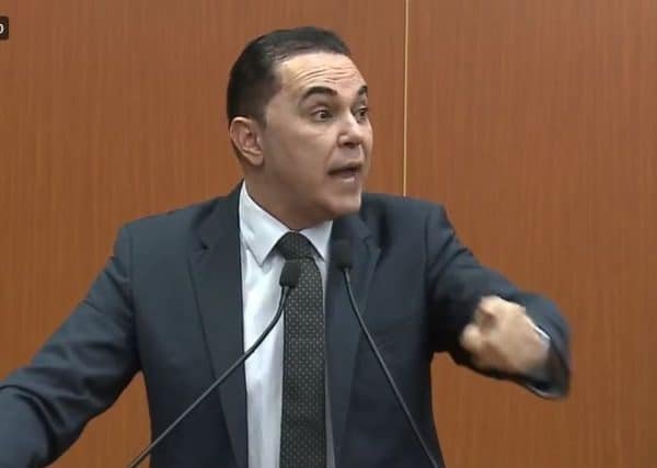 Jalser Renier deixa penitenciária após audiência de custódia e cumprirá medidas cautelares
