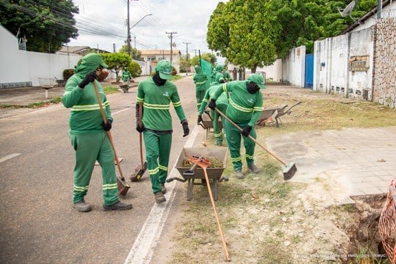 Boa Vista reforça serviços de limpeza e conservação em 11 bairros nesta semana